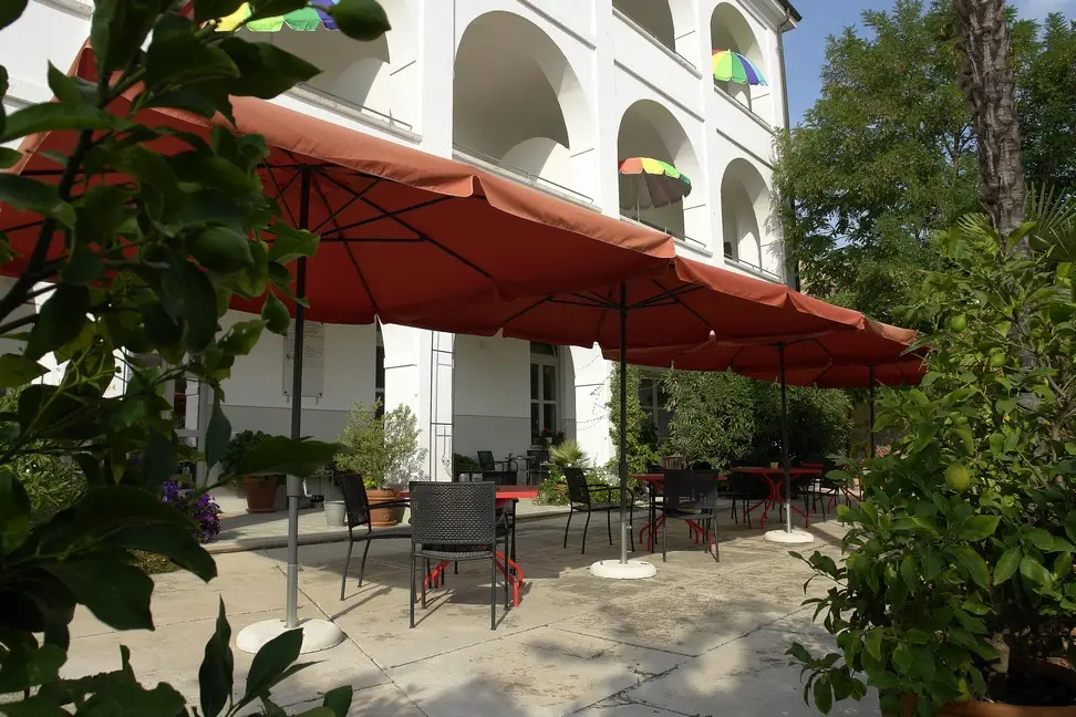 Piazza Giardino (130)